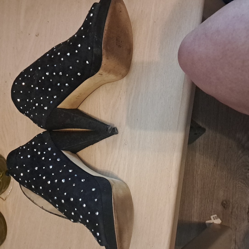 INC BOOTIES - Picture 5 of 8